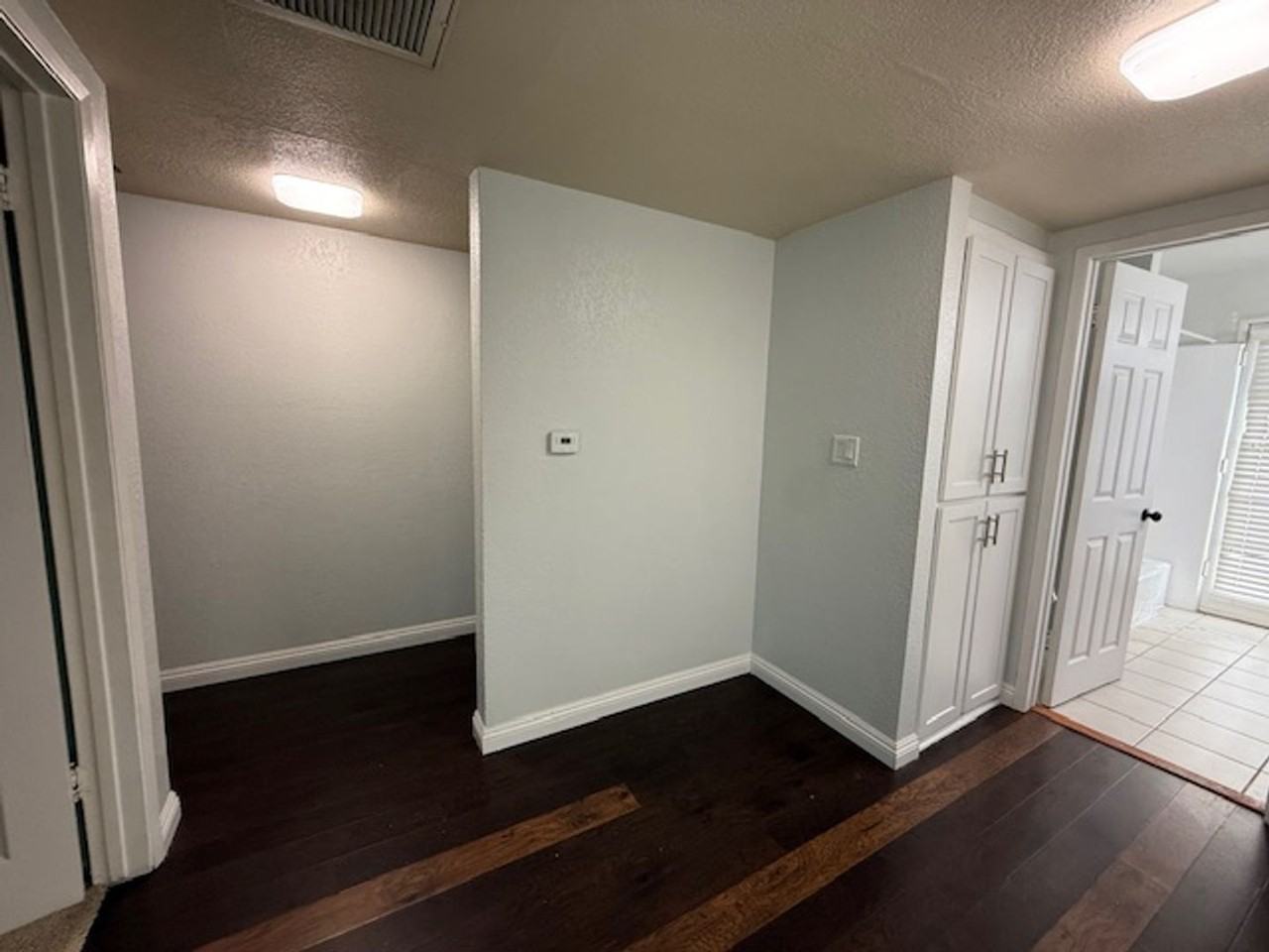 928 E Meats Ave - Photo 7 of 19