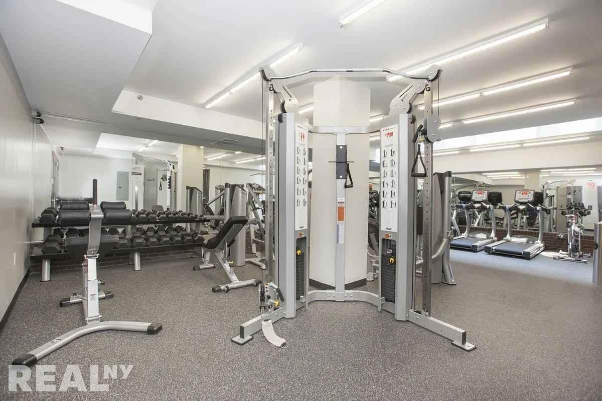 East Houston Street #11B - Photo 5 of 6