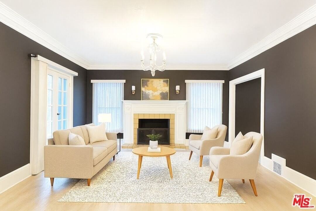 6551 Franklin Avenue - Photo 3 of 15