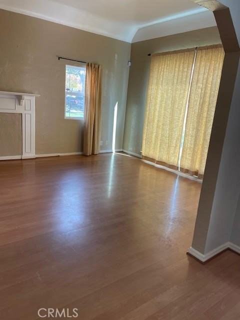 803 N Glendale Ave - Photo 4 of 32