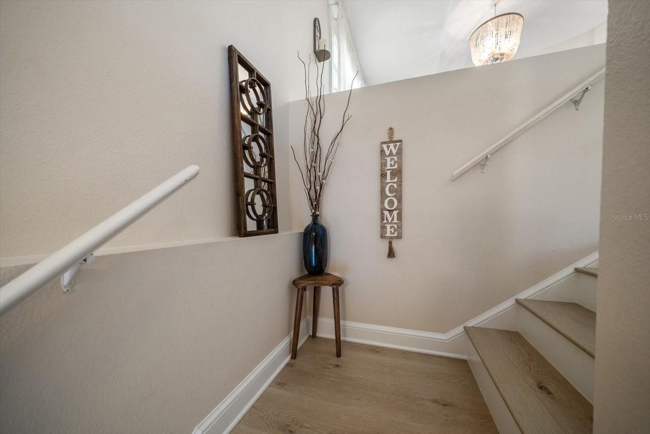 109 Peterson Ln - Photo 6 of 50