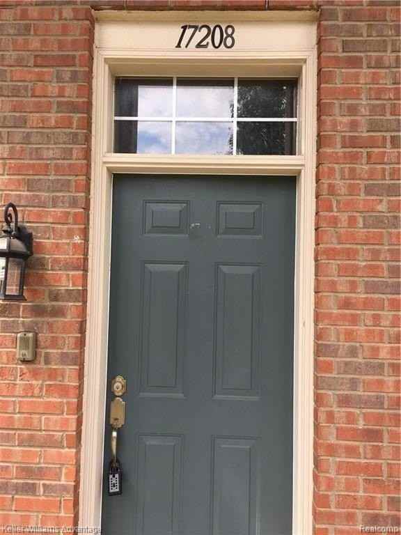 17208 Chesapeake Circle