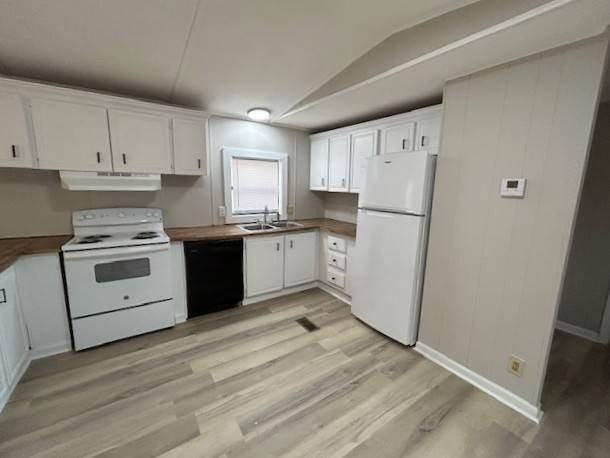 45 White Oak Vlg - Photo 3 of 16