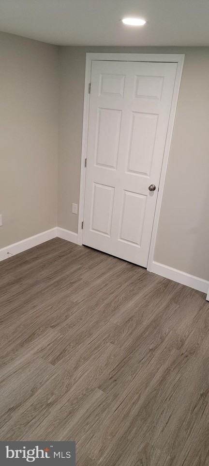 562B Hulmeville Ave - Photo 5 of 20