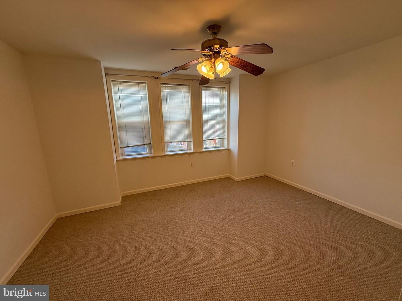 4304 Lancaster Ave 2nd Fl #2ndFL - Photo 7 of 14