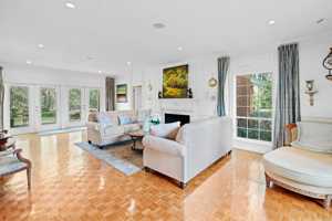 featured image of 620 Nw 23rd St