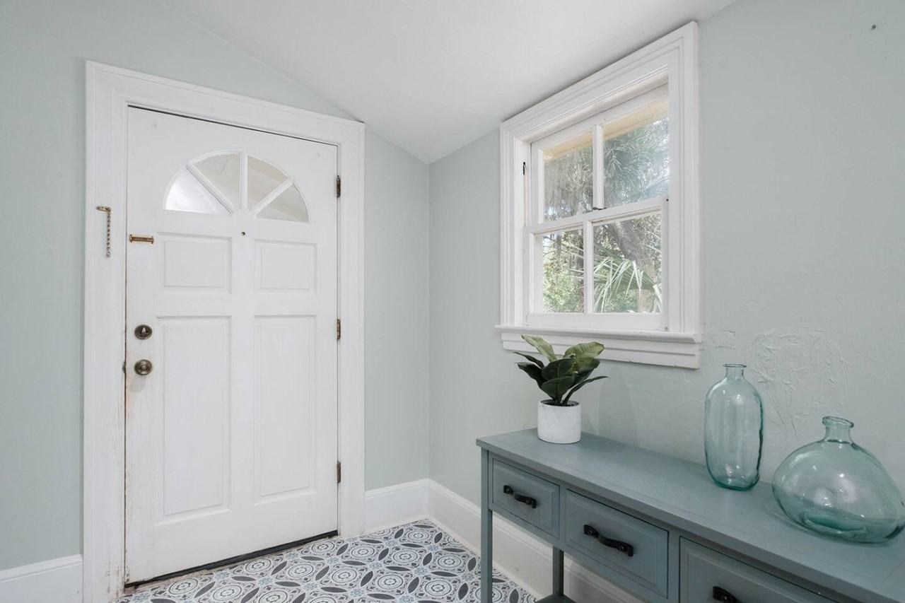 240 Sw 3rd St #1359104P - Photo 6 of 17