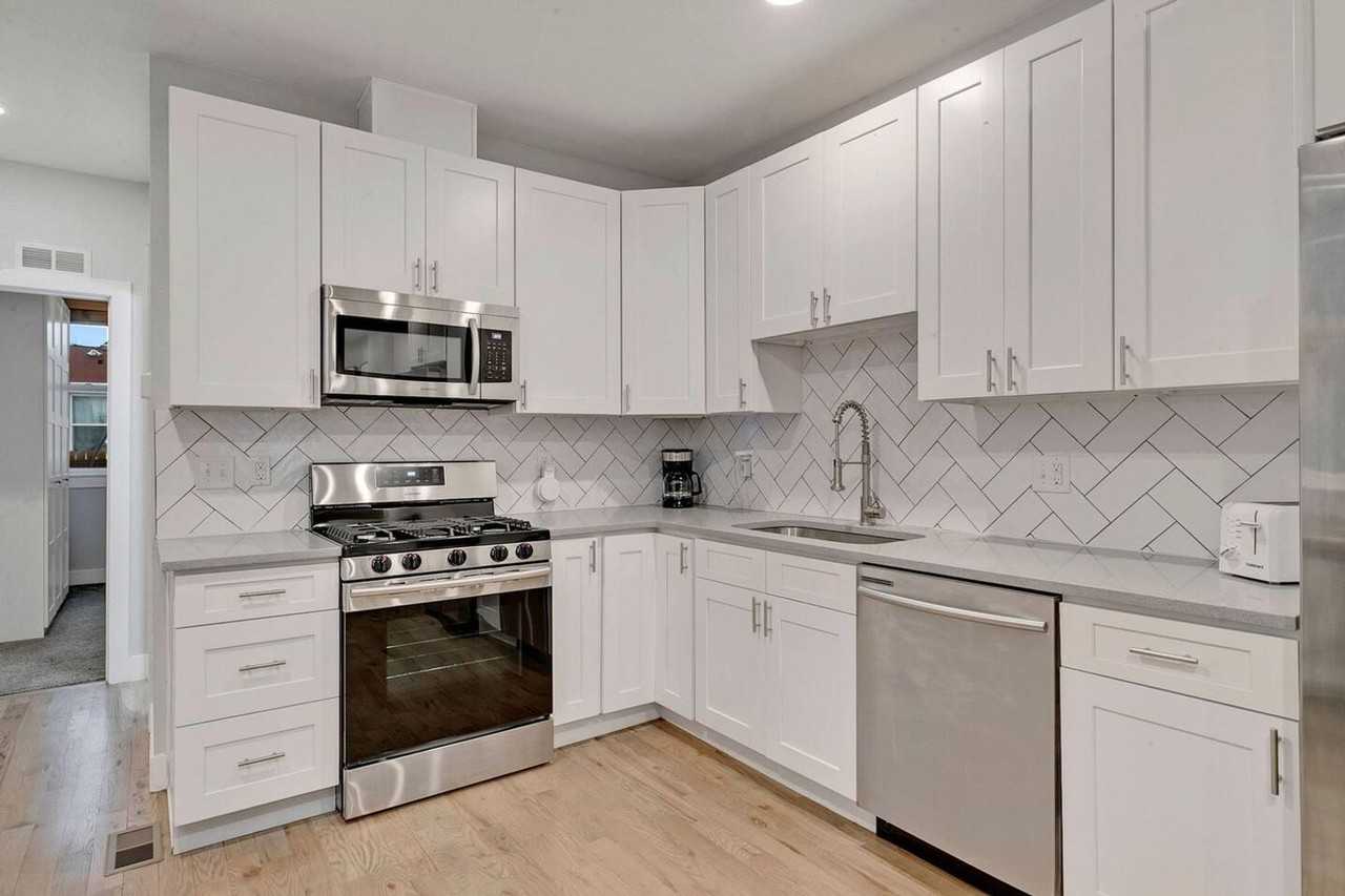 3022 California St #1013136P - Photo 5 of 13