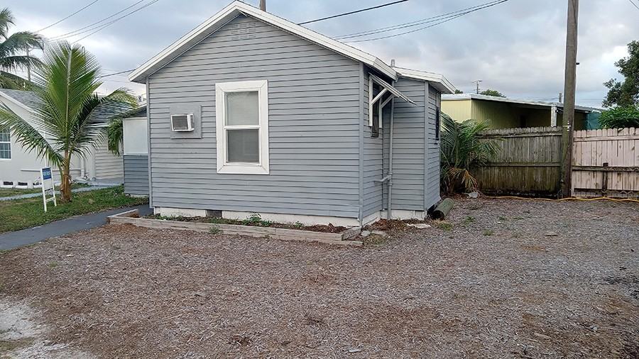 U.S. Rte 1 & Blue Heron Blvd - Photo 2 of 14