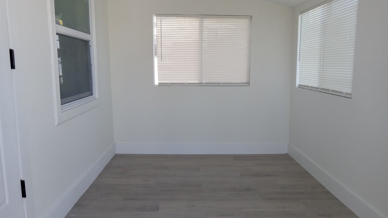 U.S. Rte 1 & Blue Heron Blvd - Photo 7 of 14