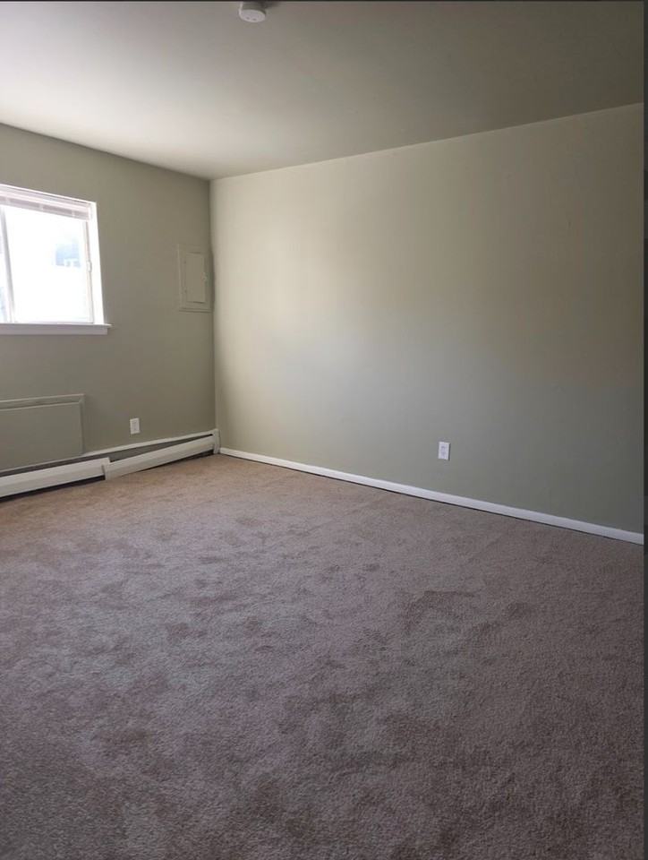 Allentown Metro Holdings - Photo 6 of 18