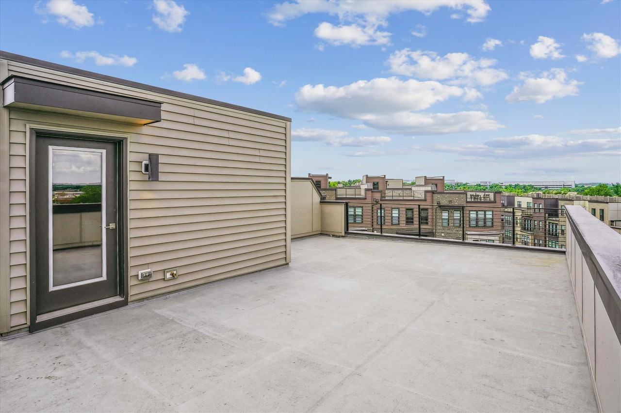 14420 Beckett Glen Cir #902 - Photo 3 of 38