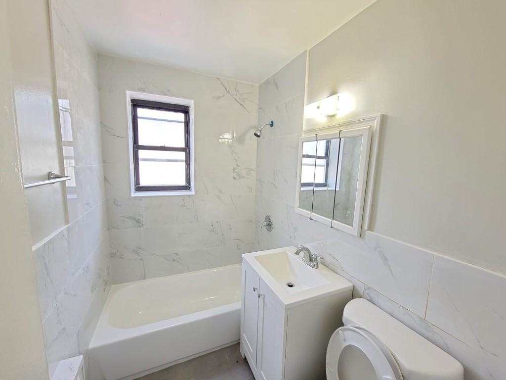 603 Elizabeth Avenue #4B - Photo 2 of 12