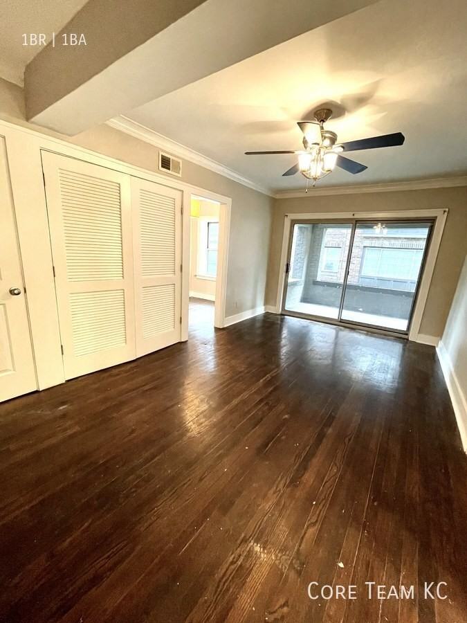 710 West 48th Street #103 - Photo 6 of 12