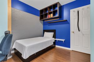 featured image of Darlingside Dr & Coronation Dr