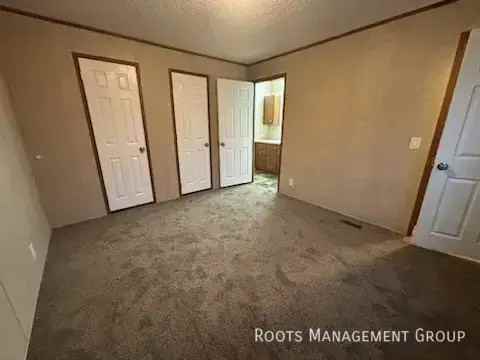 2303 Cascade Ave - Photo 6 of 9