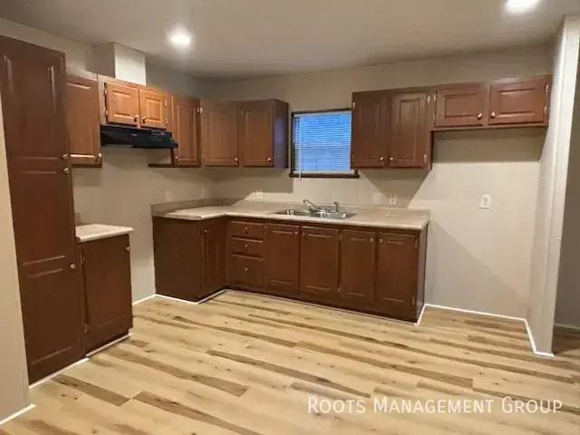 3643 Concord St - Photo 2 of 8