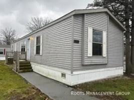 featured image of 3404 Creston Avenue