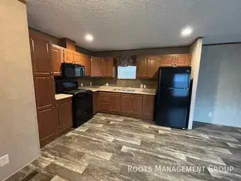 3404 Preston Pl - Photo 3 of 10