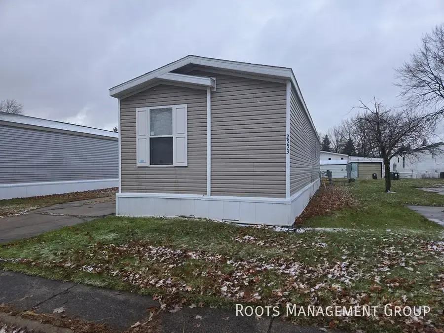 2553 Apollo Dr - Photo 2 of 16