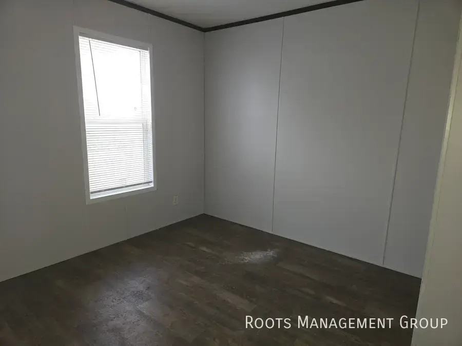 2553 Apollo Dr - Photo 6 of 16