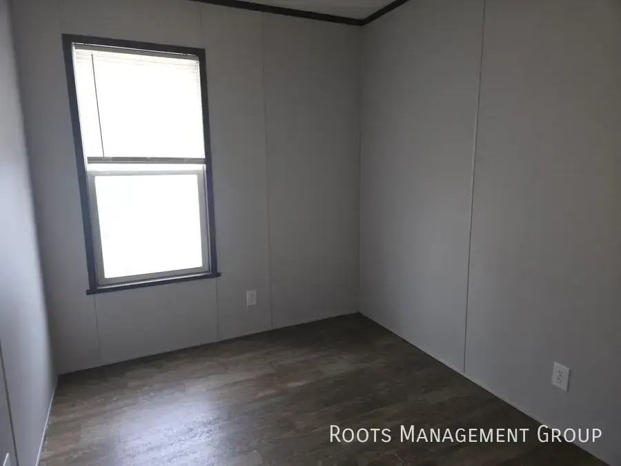 2554 Apollo Dr - Photo 5 of 15