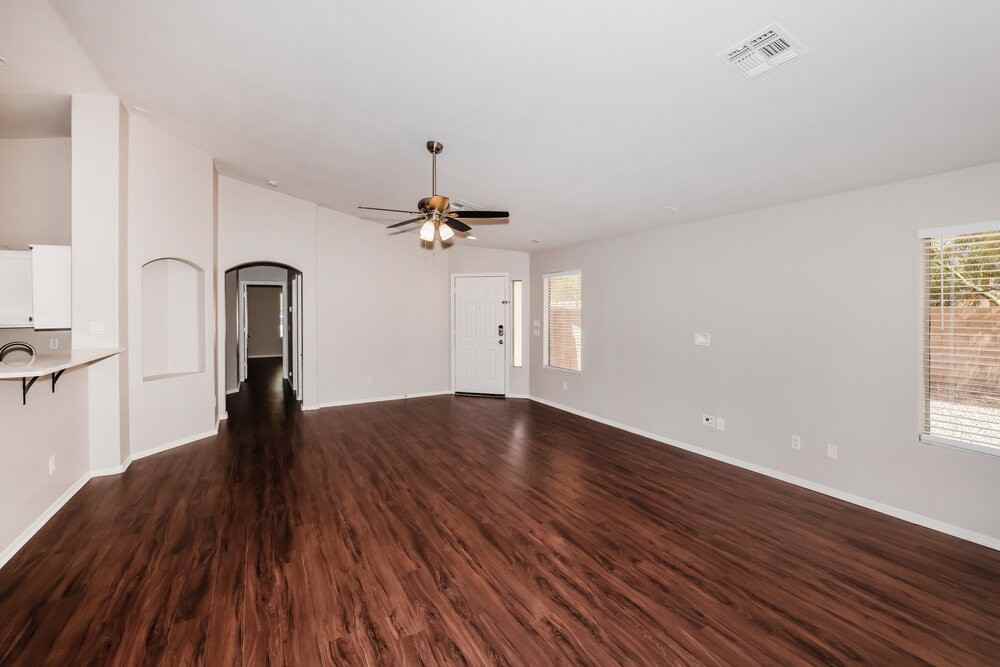 15821 Tara Lane - Photo 4 of 16