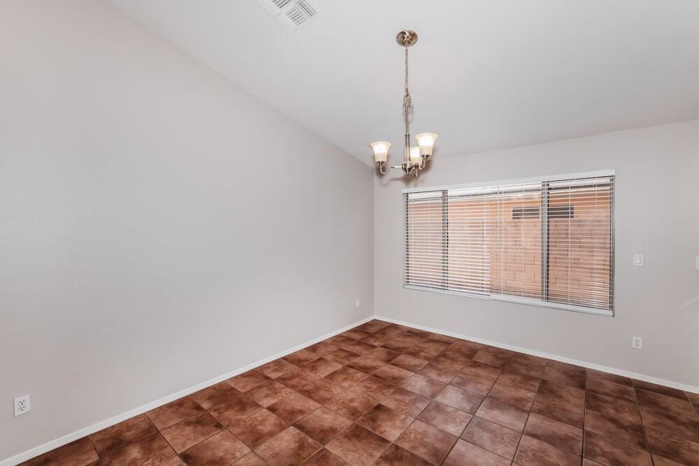 15821 Tara Lane - Photo 7 of 16