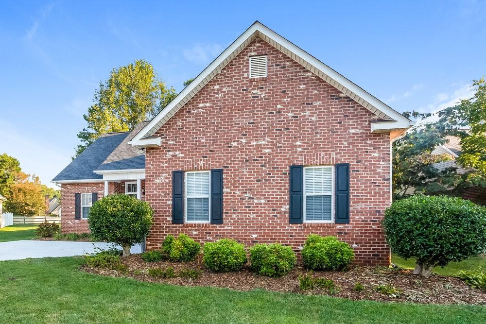 2358 Wesnesbury Court - Photo 3 of 16
