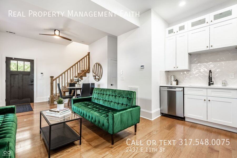 2437 East 11th Street - Photo 5 of 13