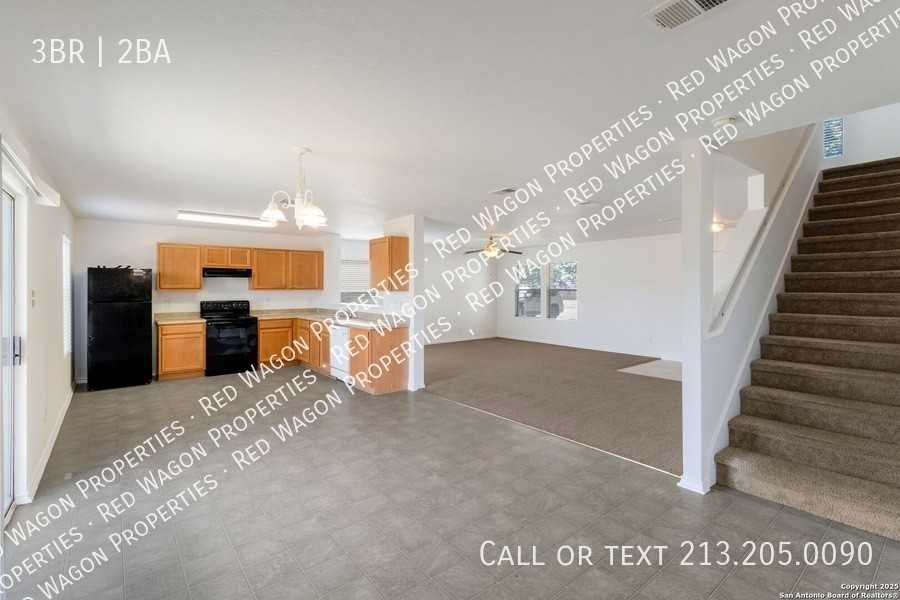 9423 Maraval Creek - Photo 7 of 19