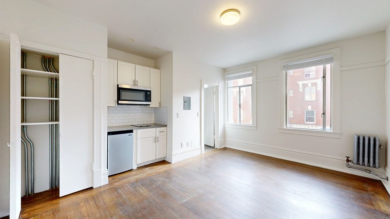 420 Ellis Street #202