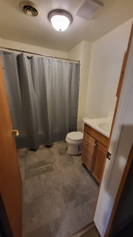 139 Mcnamara Avenue - Photo 4 of 23