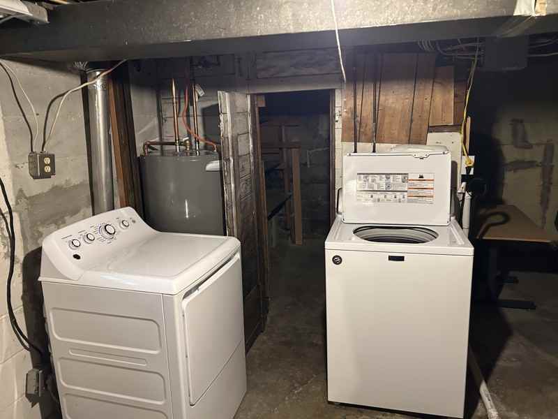 624 5th Street South - Photo 7 of 8