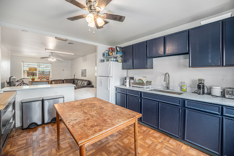 1340 19th St #4 - Photo 4 of 11