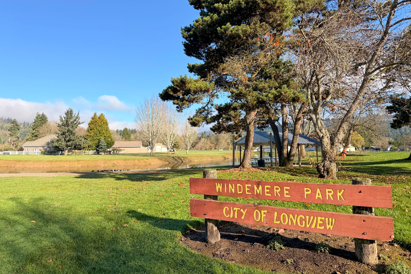 2414 48th Ave - Photo 2 of 20