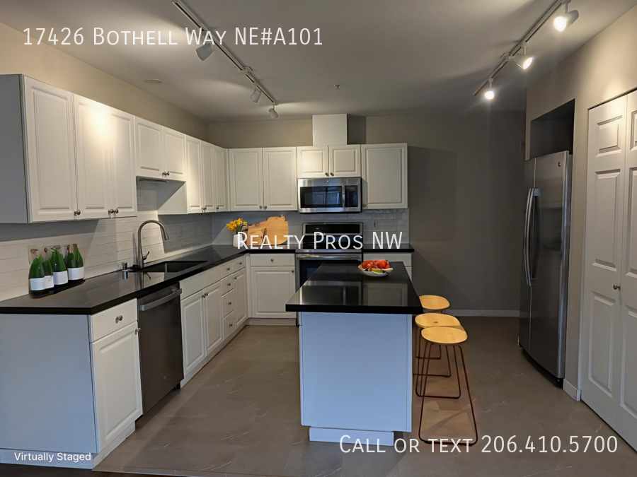 17426 Bothell Way Northeast - Photo 4 of 33