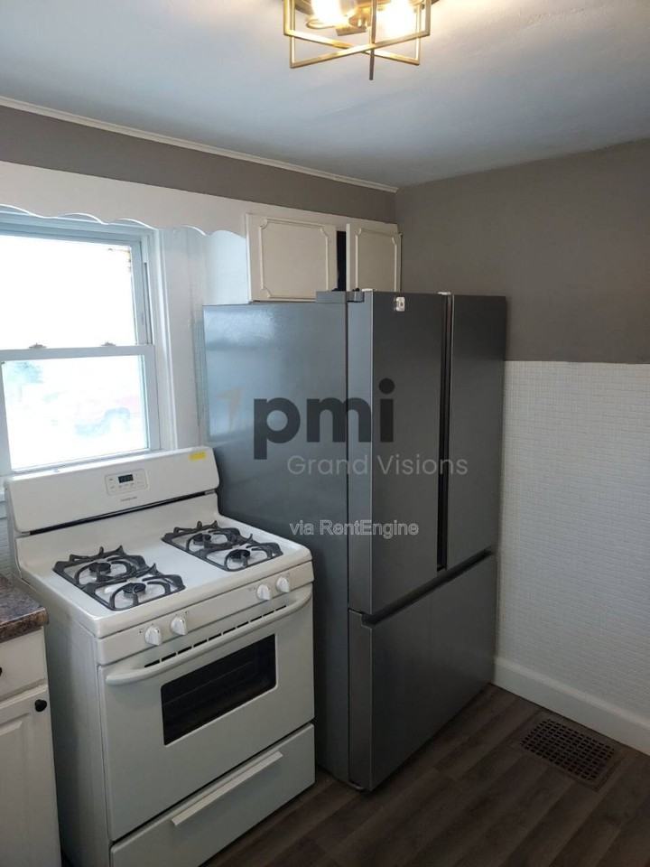 3606 East Hardy Street - Photo 2 of 10