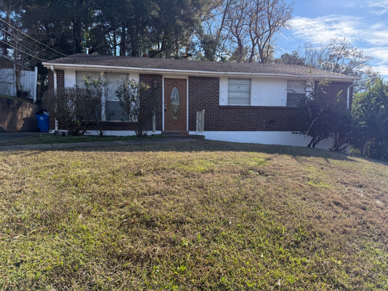 106 White Oaks Drive