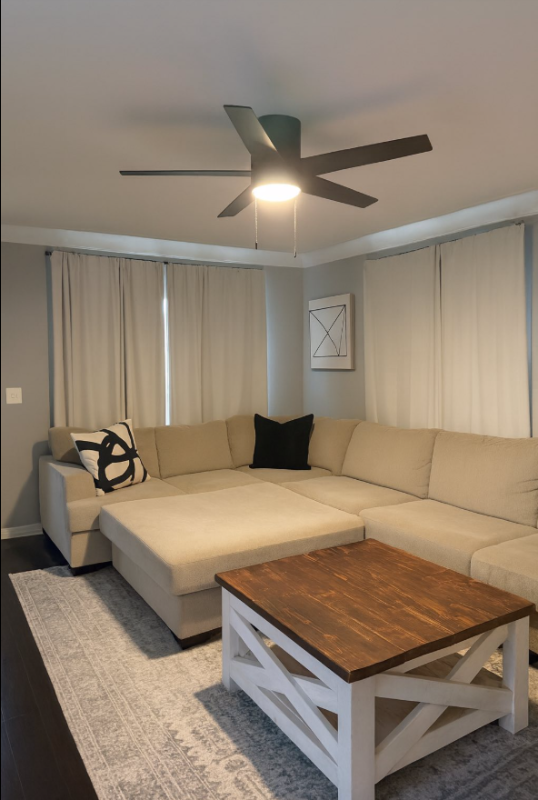 128 Vineyard Drive - Photo 2 of 15