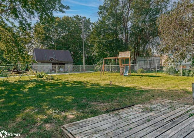 612 Main Street - Photo 3 of 17