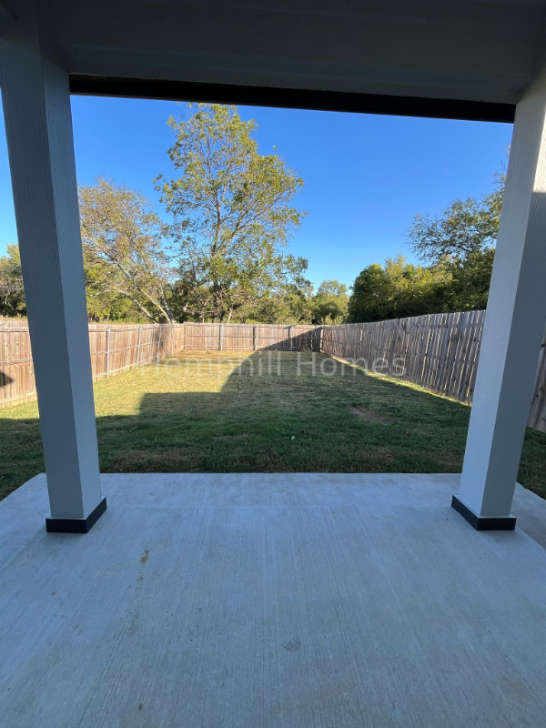 3118 Hemphill Street - Photo 3 of 10
