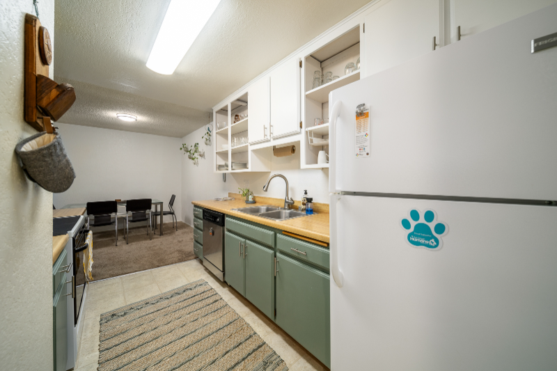 1013 S Sunshine Ave #28 - Photo 5 of 17