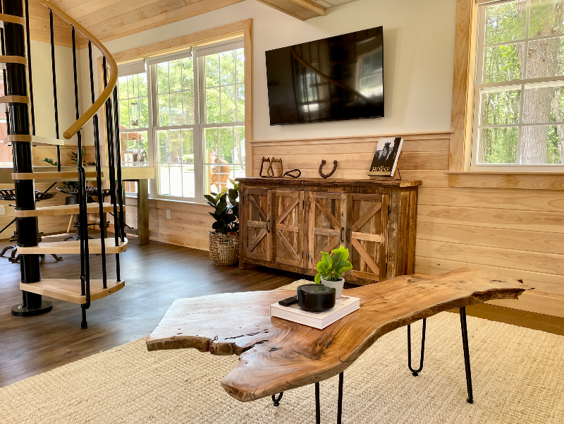 10 Elizabeth Lane - Photo 3 of 10