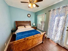 5333 Longridge Avenue #4MINI - Photo 1 of 1