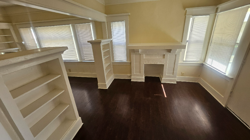 728 South Carondelet Street #728 - Photo 6 of 18