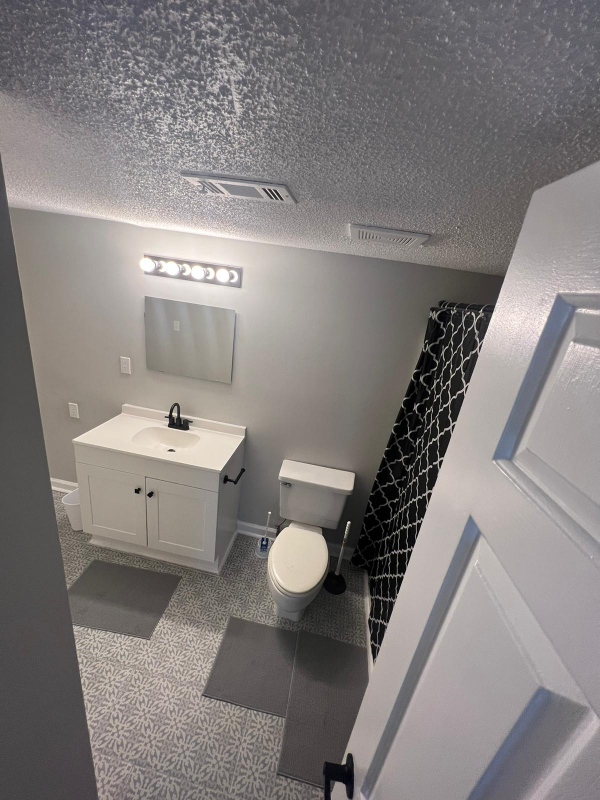 515 37th Avenue North - Photo 5 of 7