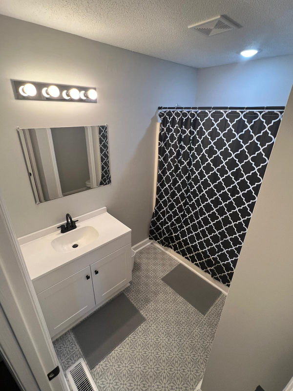 515 37th Avenue North - Photo 6 of 7