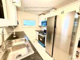 featured image of 341 North 6th Avenue