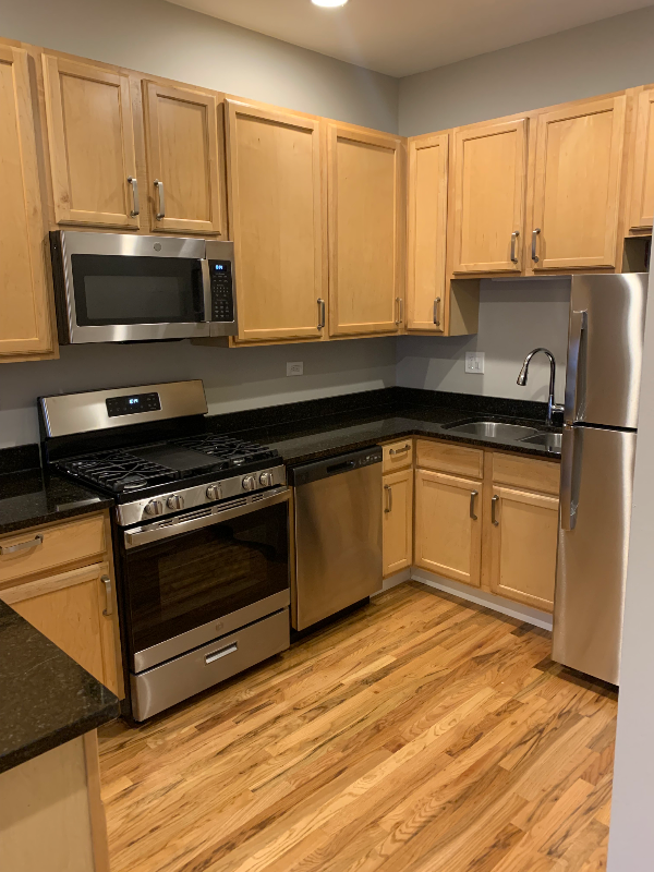 5902 S Prairie Ave - Photo 4 of 11